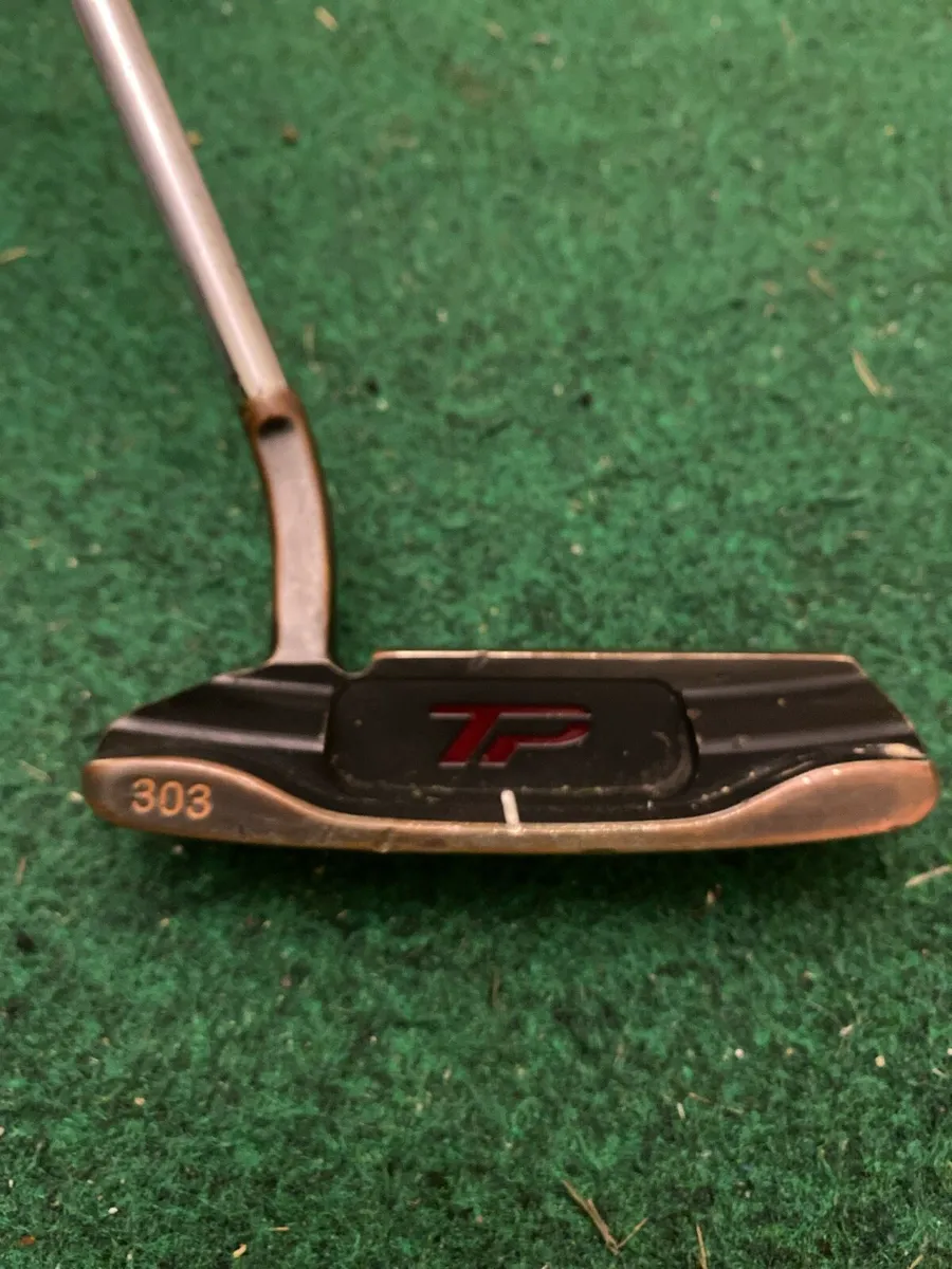 Taylormade golf putter 34” - Image 1