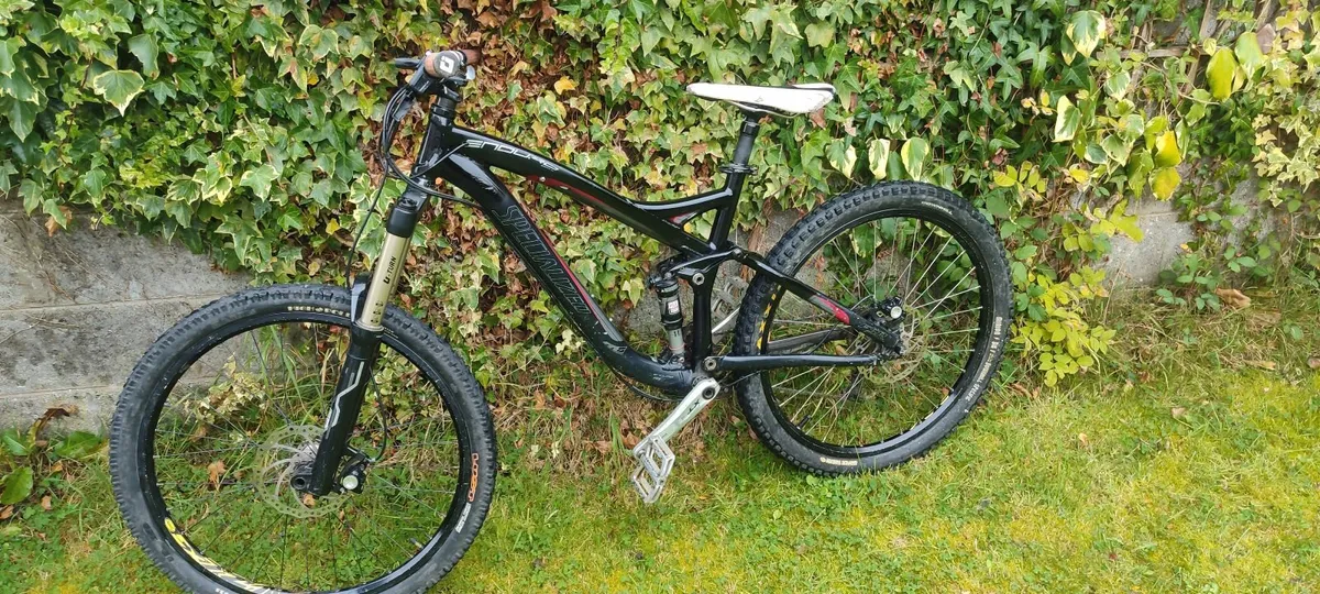 Specialized enduro FSX 26 inc frame Medium - Image 1
