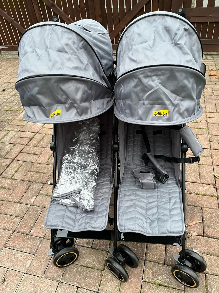 Twin stroller - Image 3