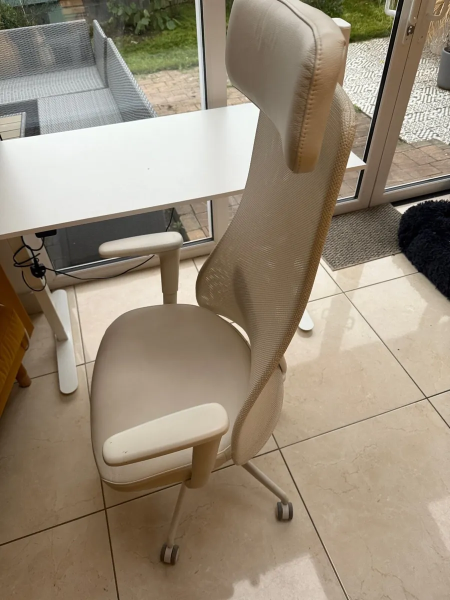 White Office Chair & Sit/Stand Desk - Image 4