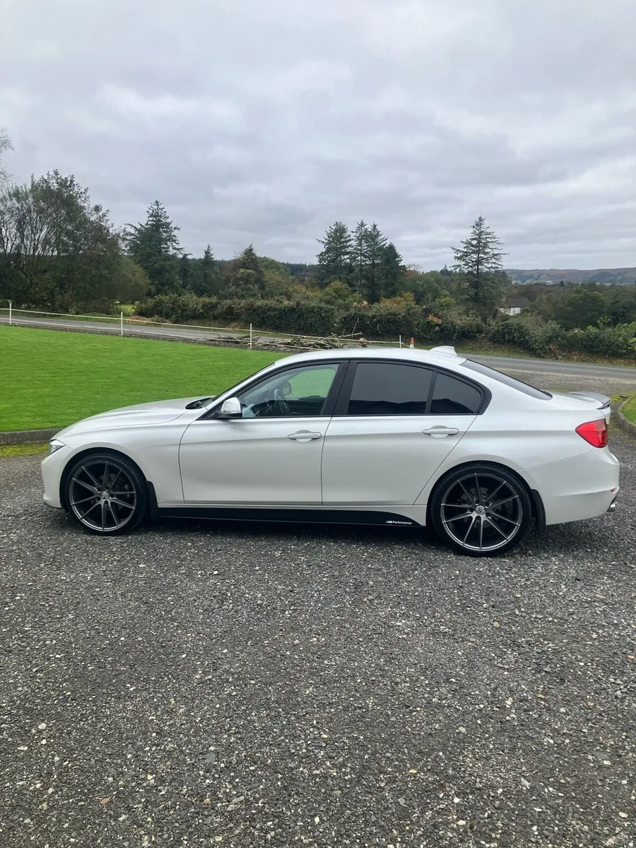 Bmw 320D - Image 4