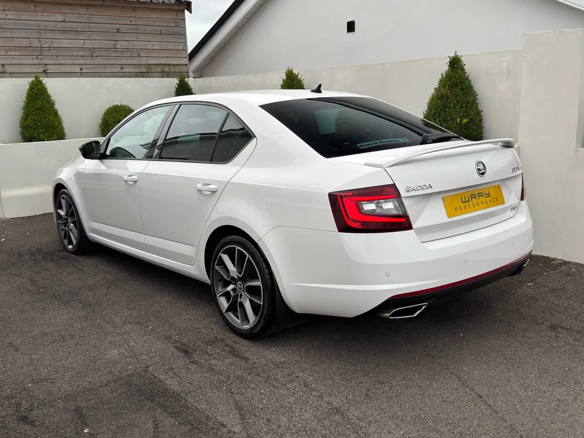 2017 Skoda Octavia VRS 2.0 TDI 184 DSG - Image 2