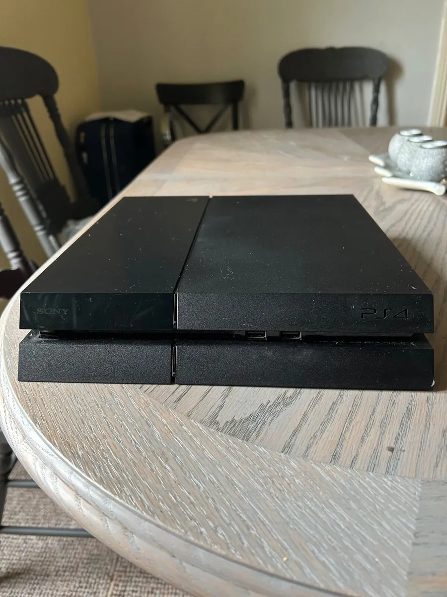 Consoles and Laptops - Image 4