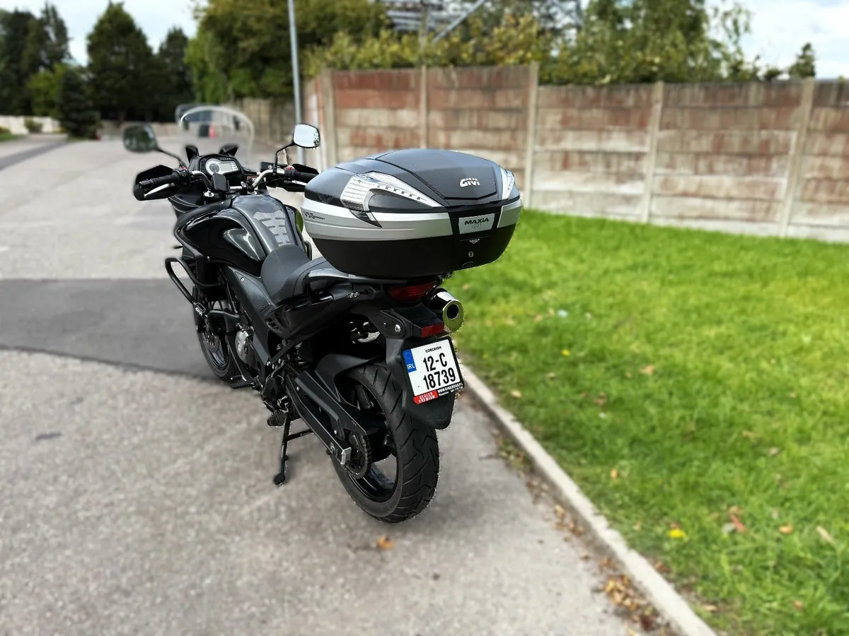 Suzuki DL650 Motorcycle - Image 4