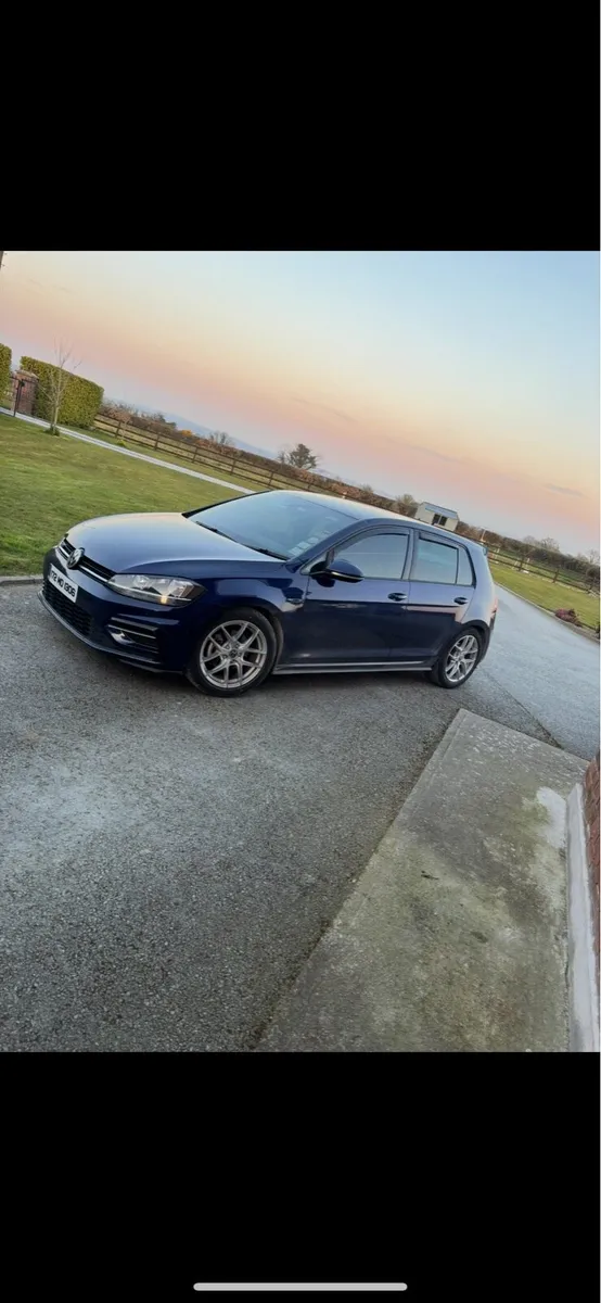 2017 golf r line - Image 2
