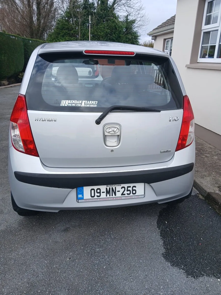 Hyundai i10 - Image 2