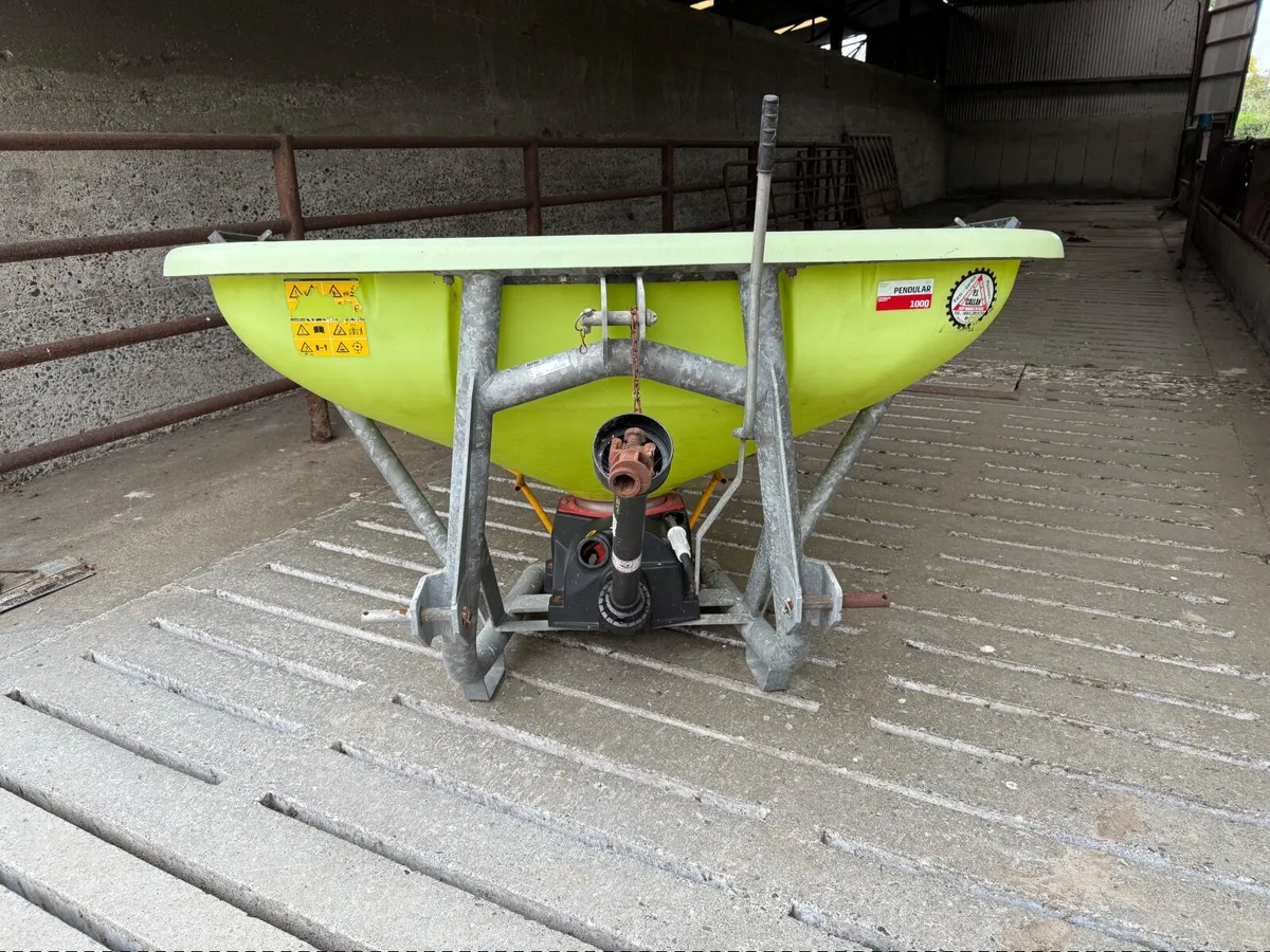 Fertilisers spreader - Image 3