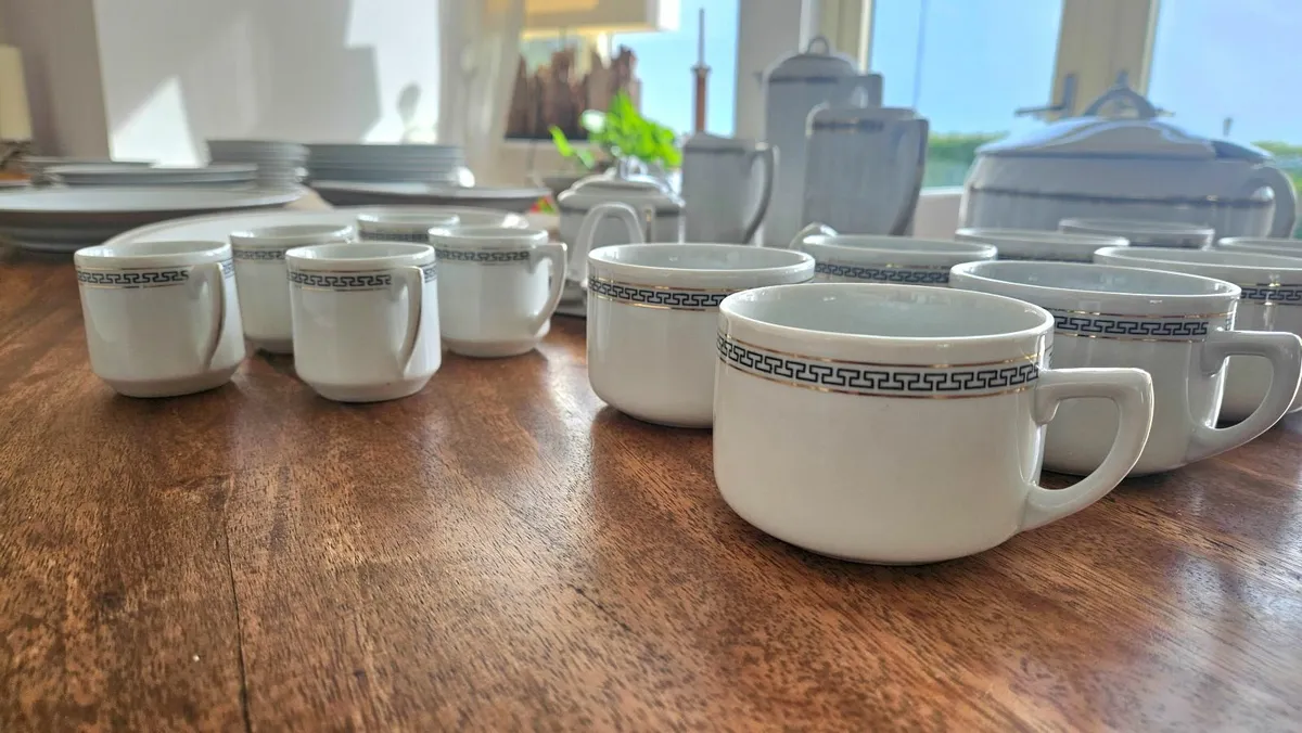 Handmade very old porcellaine set from Germany. - Image 3