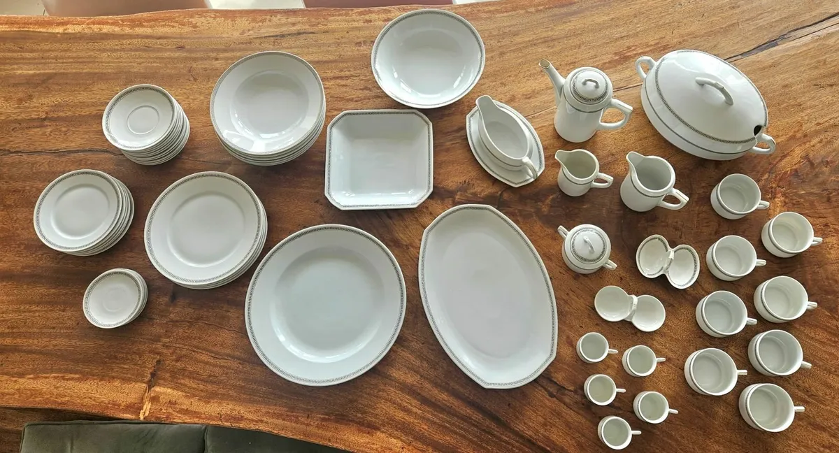 Handmade very old porcellaine set from Germany. - Image 4