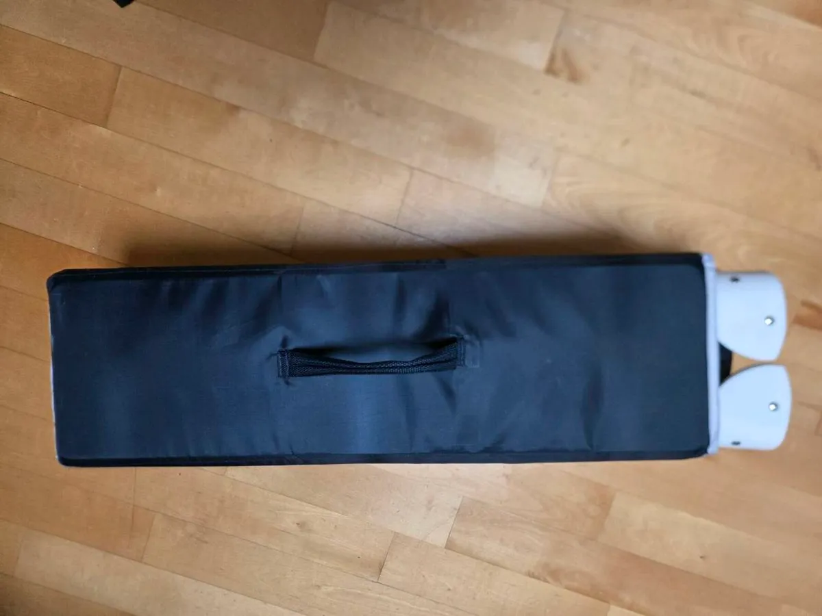 Babanu travel cot - Image 2