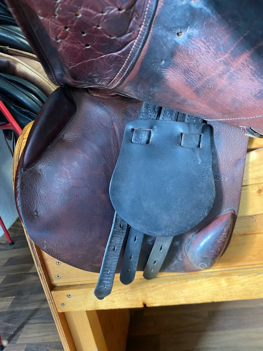 18” Chamberlain brown Leather jump saddle - Image 2