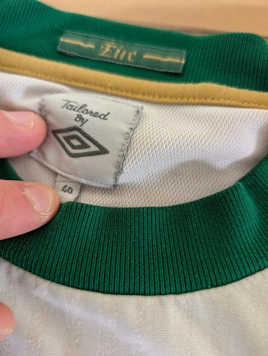 2010ish player issue/spec Ireland soccer jersey - Image 3