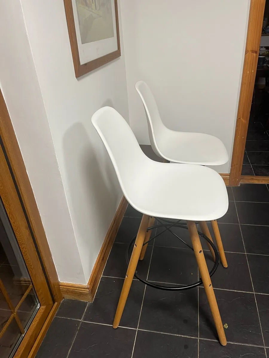 Bar chairs - Image 2