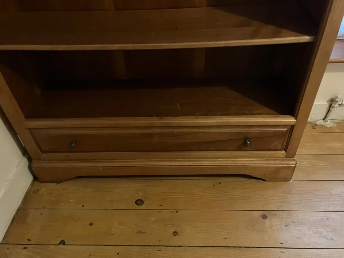 Bookshelf - Image 4