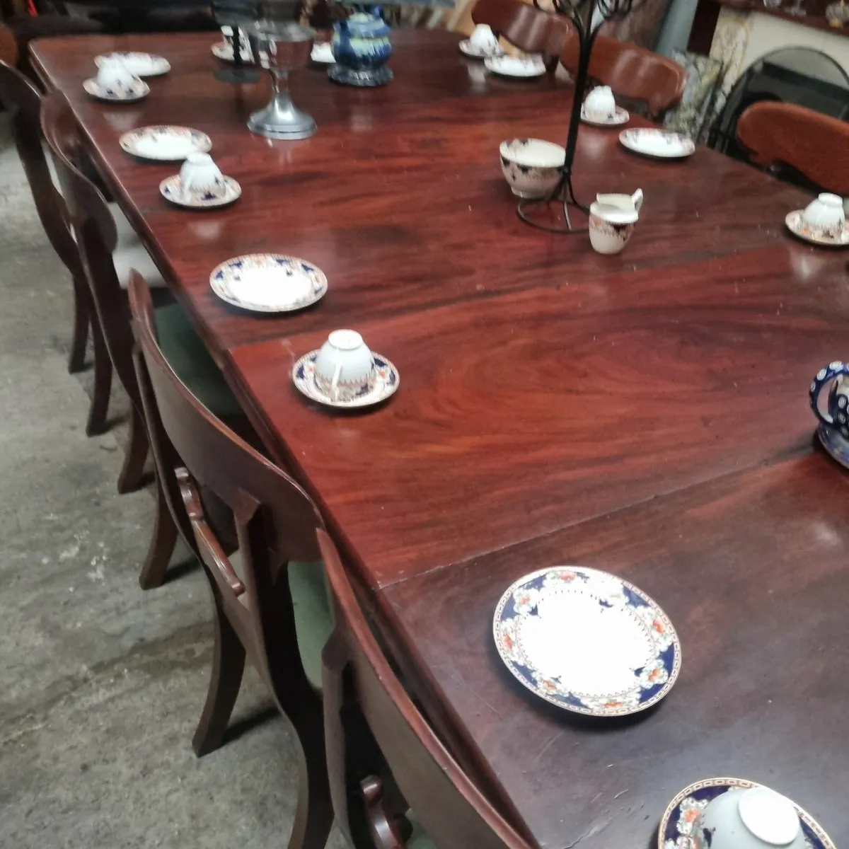 VICTORIAN  WINDOUT TABLE AND EIGHT CHAIRS - Image 4