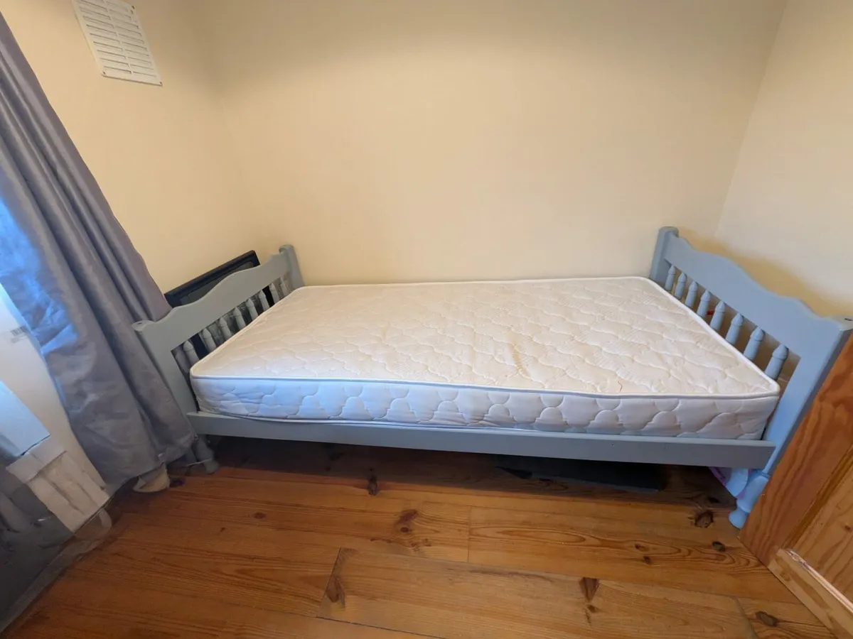 Single bed