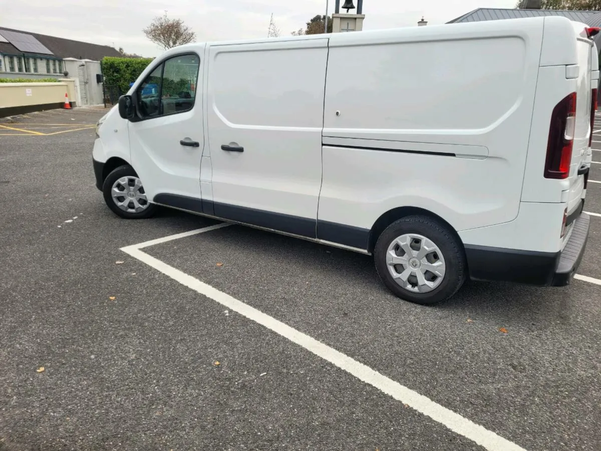 Renault trafic 2021    2.0 tdci - Image 2