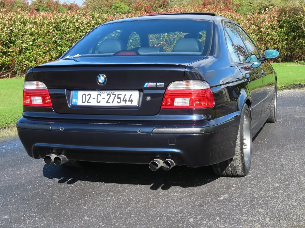 BMW M5 2002 - Image 4