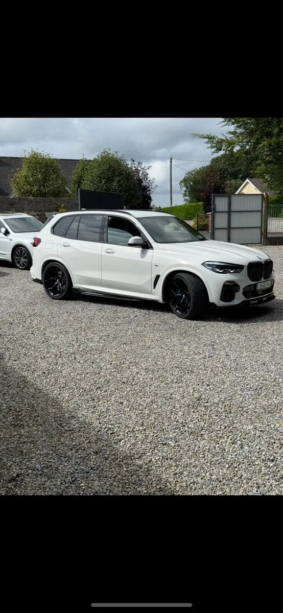 BMW X5 45e - Image 3