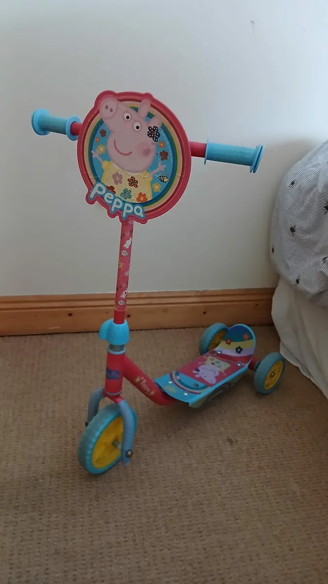 Beautifull Peppa pig Scooter!!!