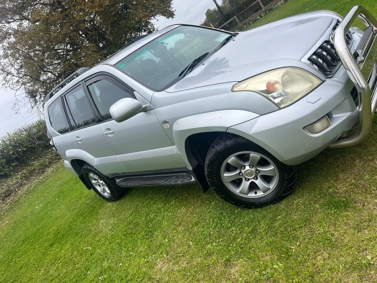 Toyota landcruiser - Image 2