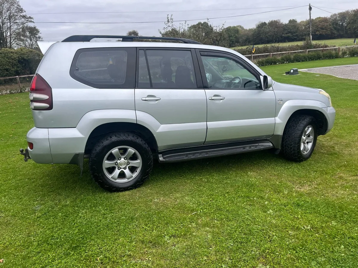 Toyota landcruiser - Image 3