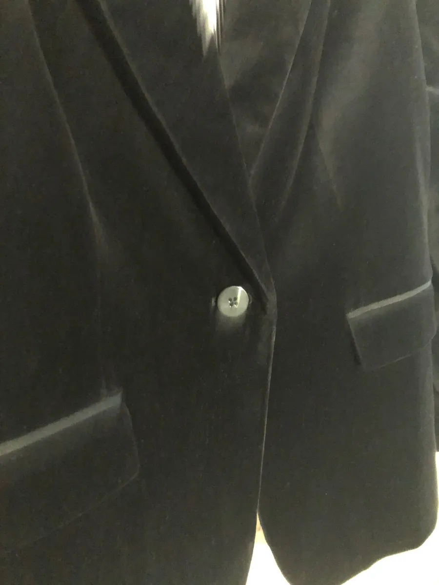 Black Velvet Jacket - Image 3