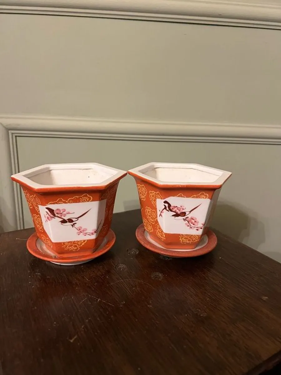 Octagonal plant pots (vintage) - Image 1