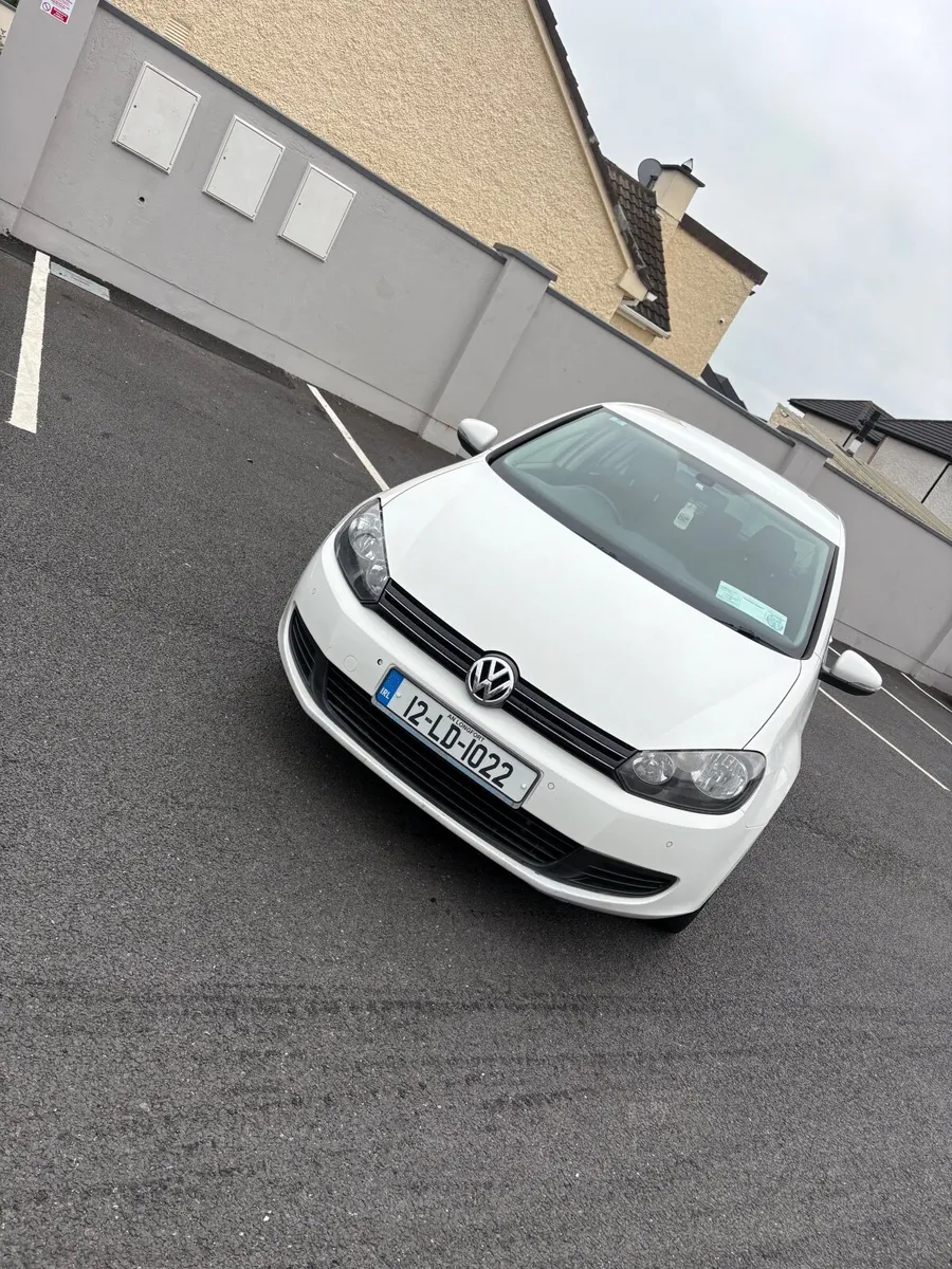 Volkswagen Golf 2012 - Image 2
