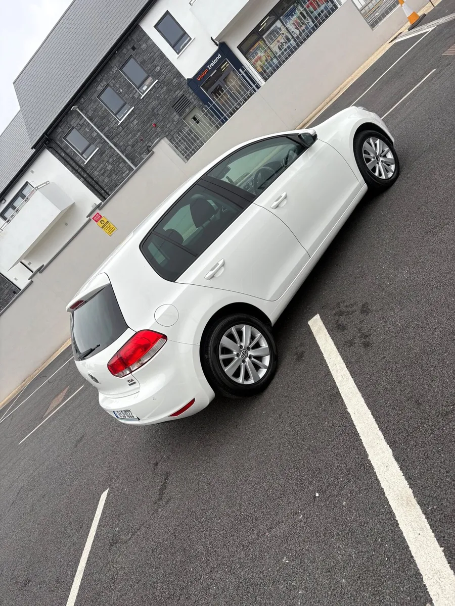 Volkswagen Golf 2012 - Image 3