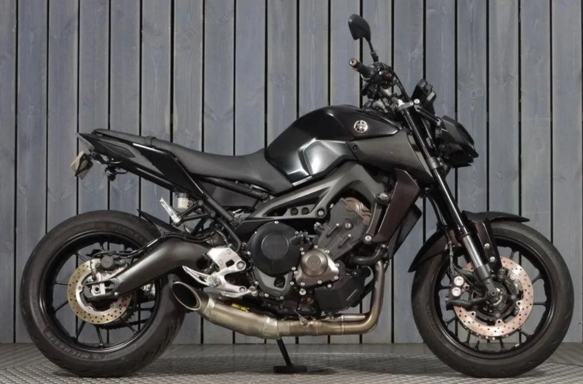 YAMAHA  MT09 2021 - Image 1