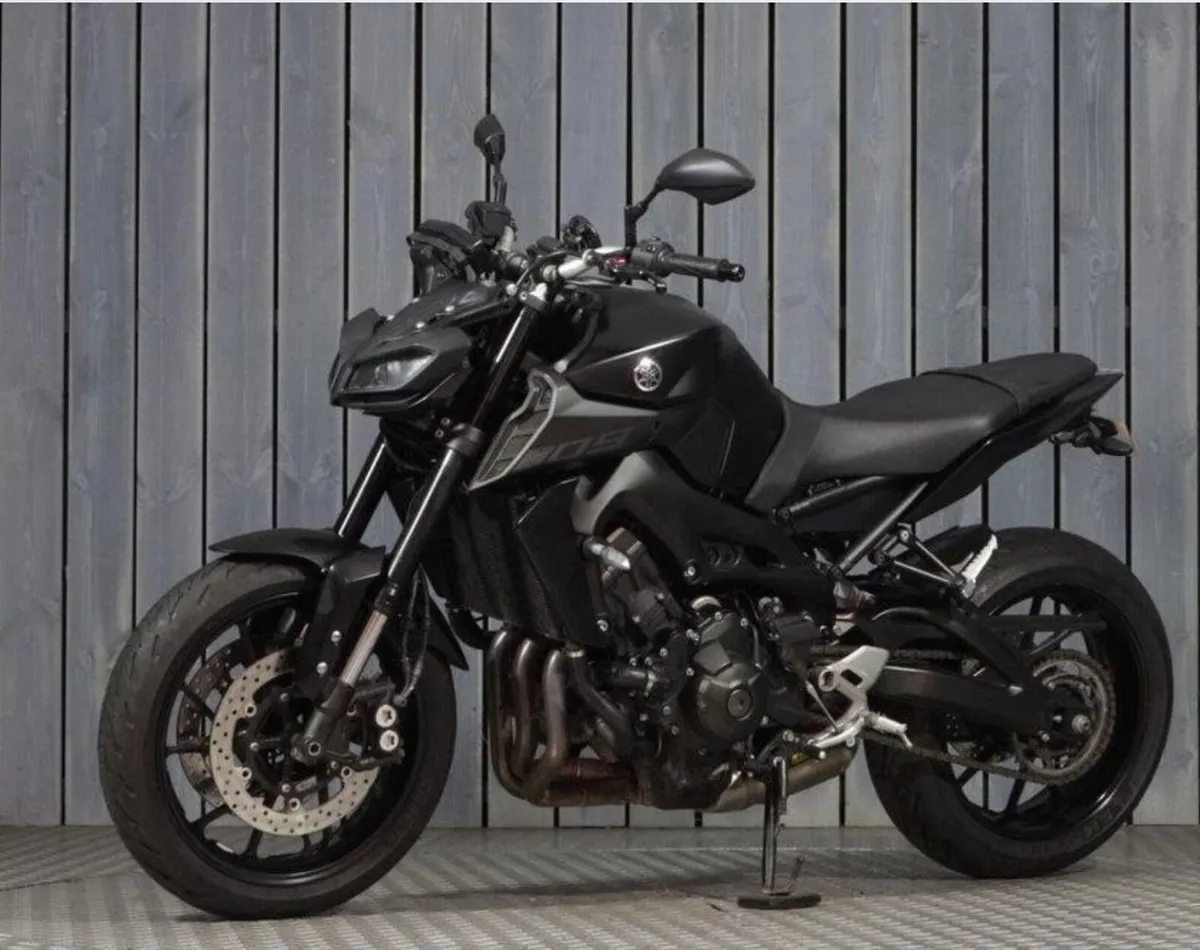 YAMAHA  MT09 2021 - Image 4