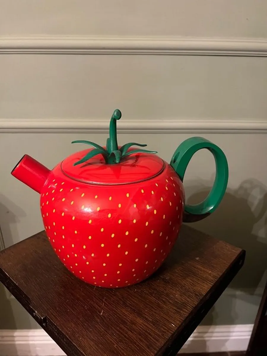 Strawberry Tea Pot - Image 1