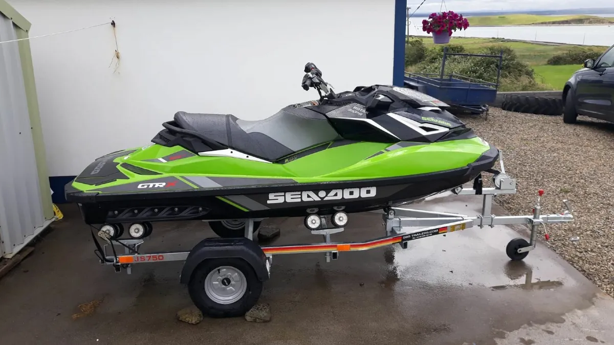 Jetski - Image 2