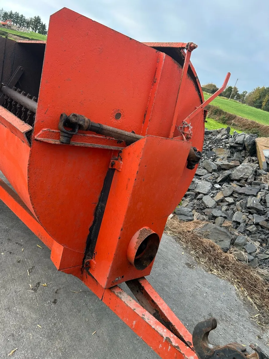 Side spreader - Image 2