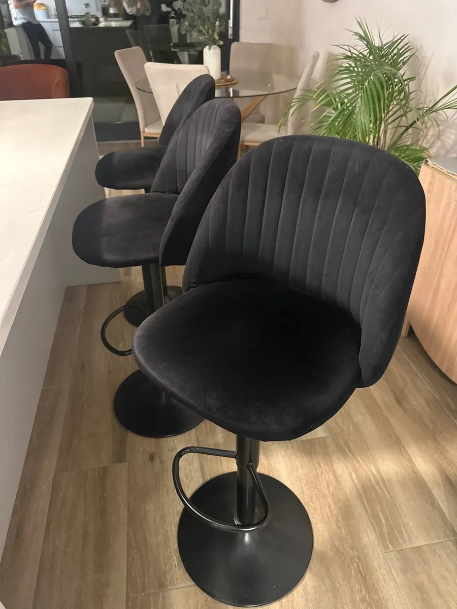 Island barstools - Image 1