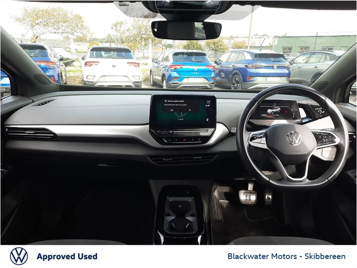 Volkswagen ID.4 LIFE DX 77KWH 174BHP - Image 3