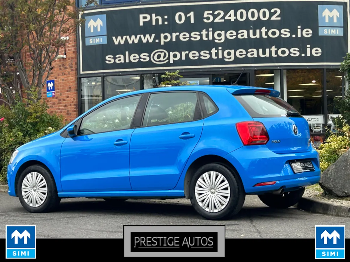Volkswagen Polo 1.2 PETROL COMFORT LINE AUTO *CAR - Image 4