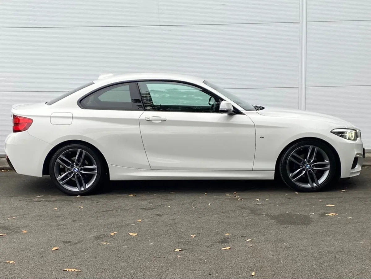 BMW 2-Series *DEPOSIT TAKEN* 218i MSPORT 2DR AUTO - Image 4