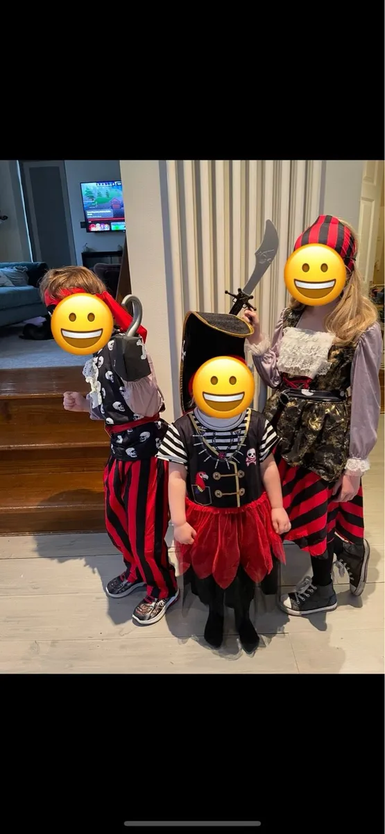 Kids pirate costumes - Image 4