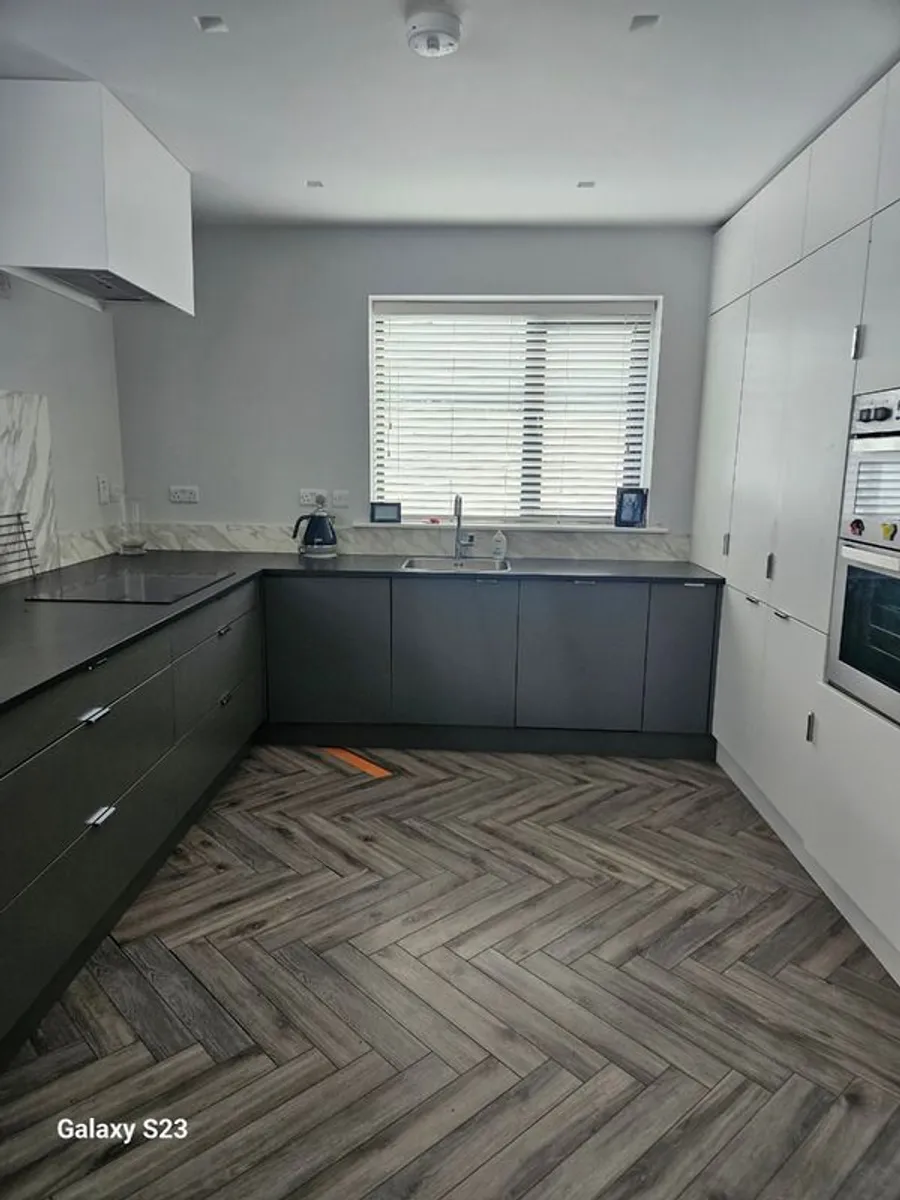 Kitchen units - Image 2