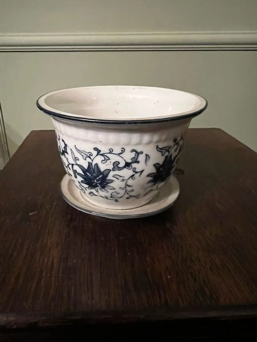 Chinese Plant Pot - Image 1