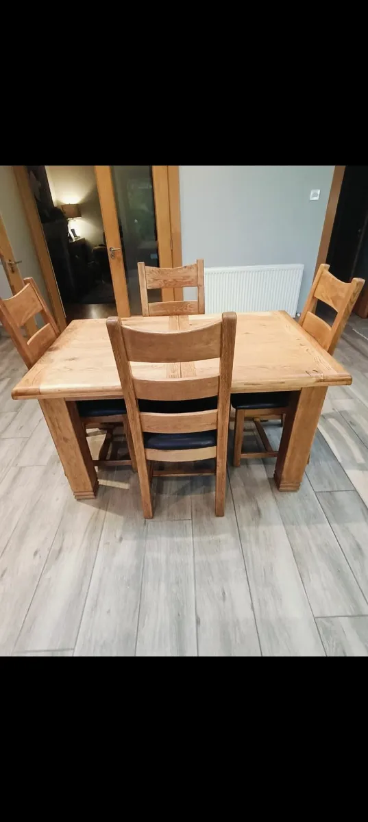 Dinning table - Image 3