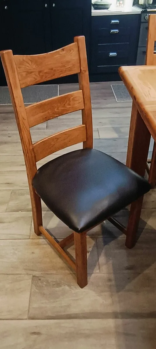 Dinning table - Image 4