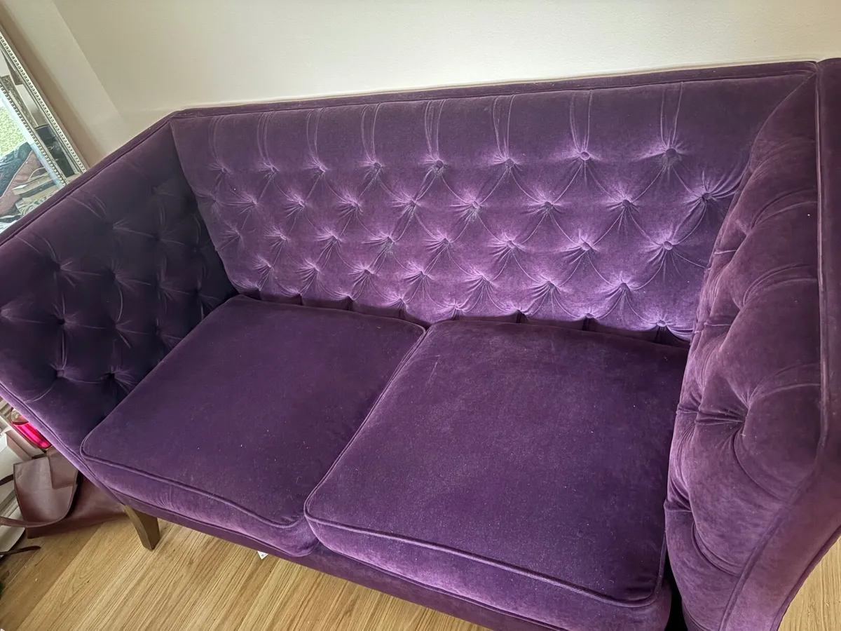 Chesterfield two seater Purple Love Seat - Image 3