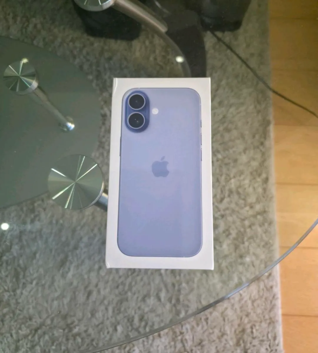 Apple Iphone 17 256GB - Image 1