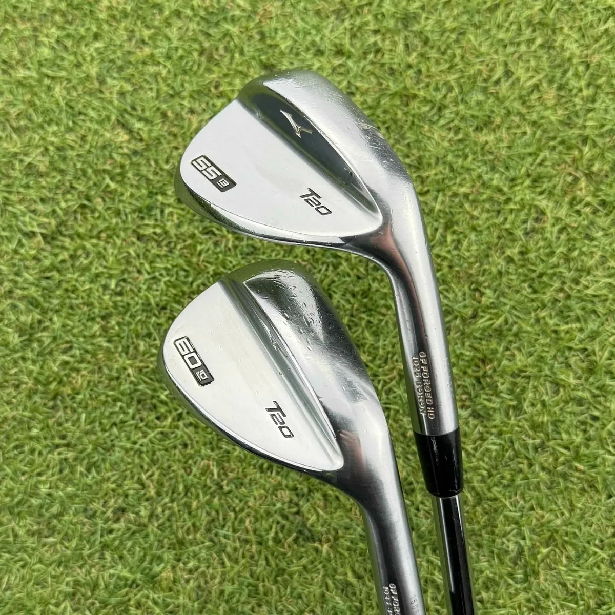 Mizuno T20 Wedges Sw 55°.13 & Lw 60°.10 / Stiff - Image 2