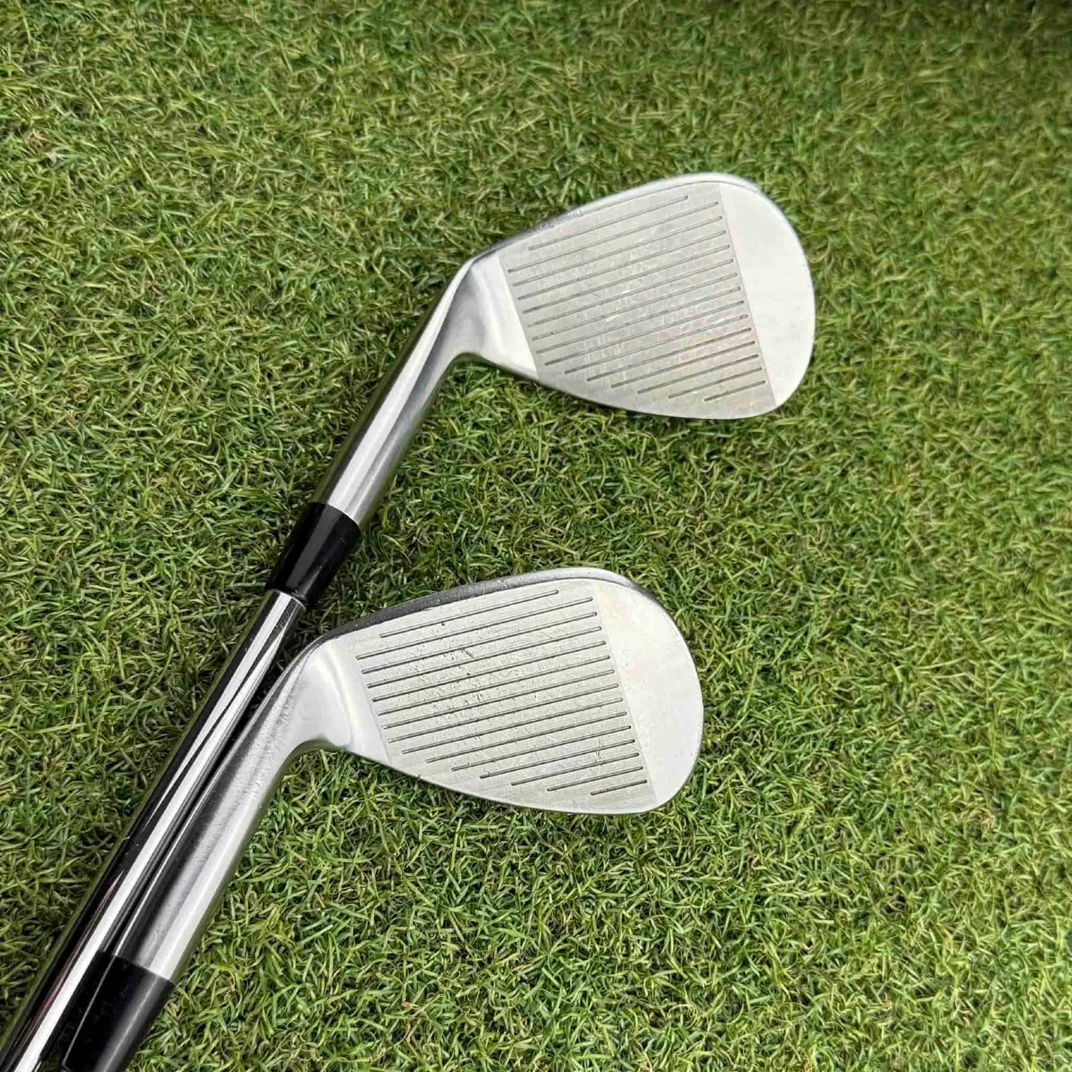 Mizuno T20 Wedges Sw 55°.13 & Lw 60°.10 / Stiff - Image 3