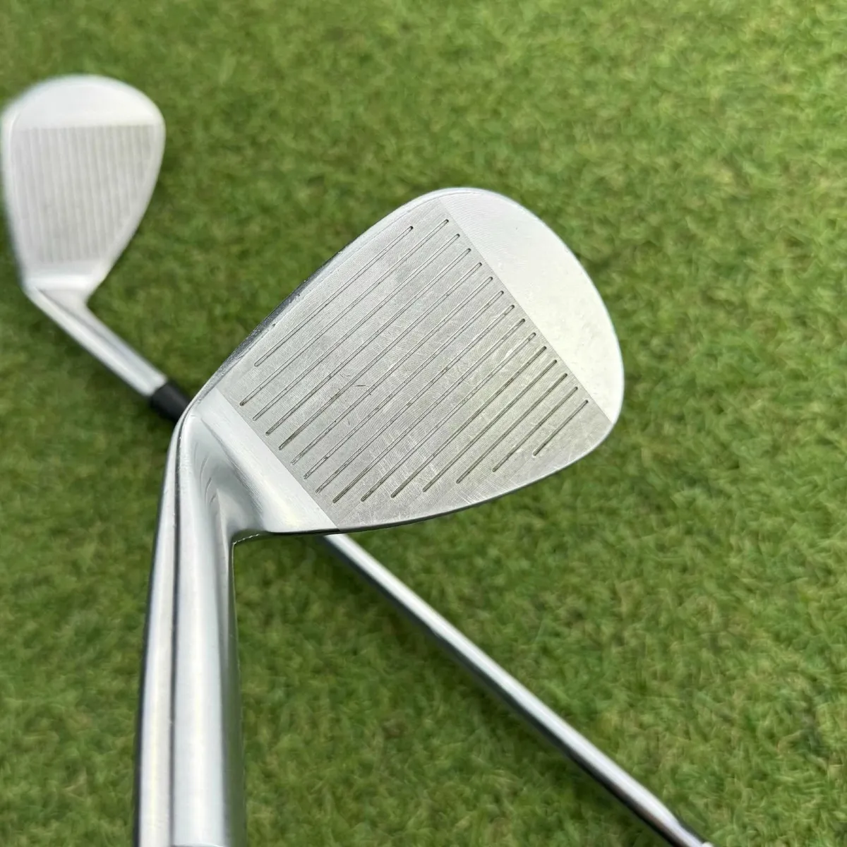 Mizuno T20 Wedges Sw 55°.13 & Lw 60°.10 / Stiff - Image 4