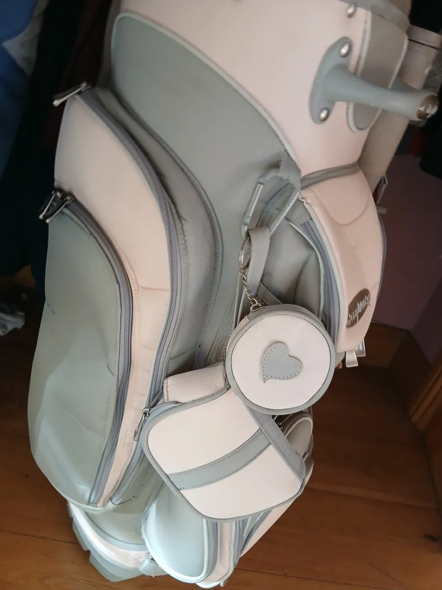 Golf club - Image 3